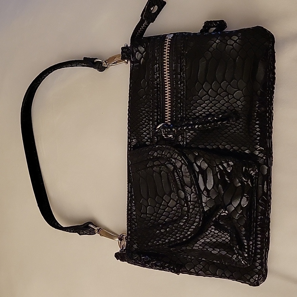 Perlina Clutch Handbag/Small Black Snake Skin Purse. 8 1/2"×5".